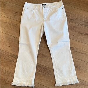 NYDJ White Straight-Leg Jeans with Frayed Hem Trim